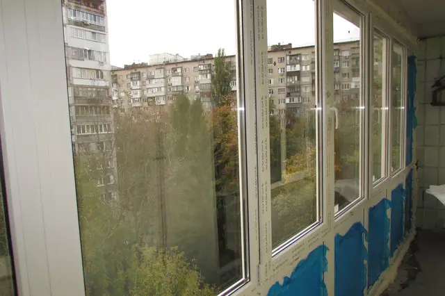 Теплое остекление балкона под ключ